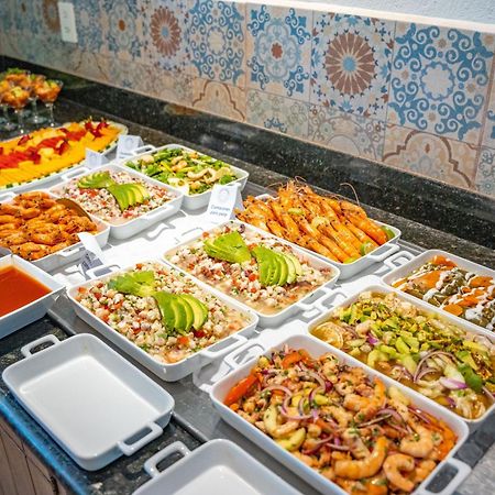 Fiesta Inn Тампико Экстерьер фото