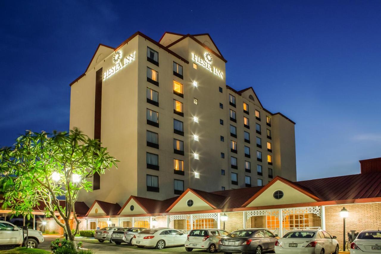 Fiesta Inn Тампико Экстерьер фото