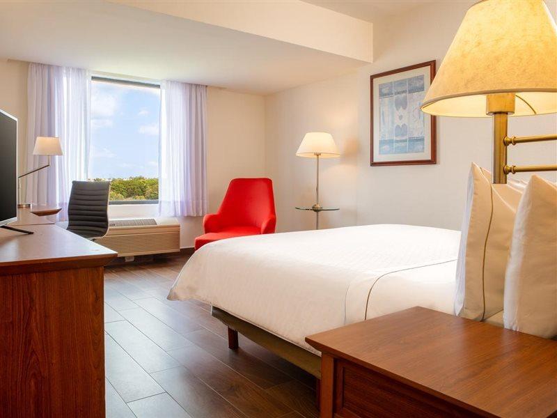 Fiesta Inn Тампико Экстерьер фото