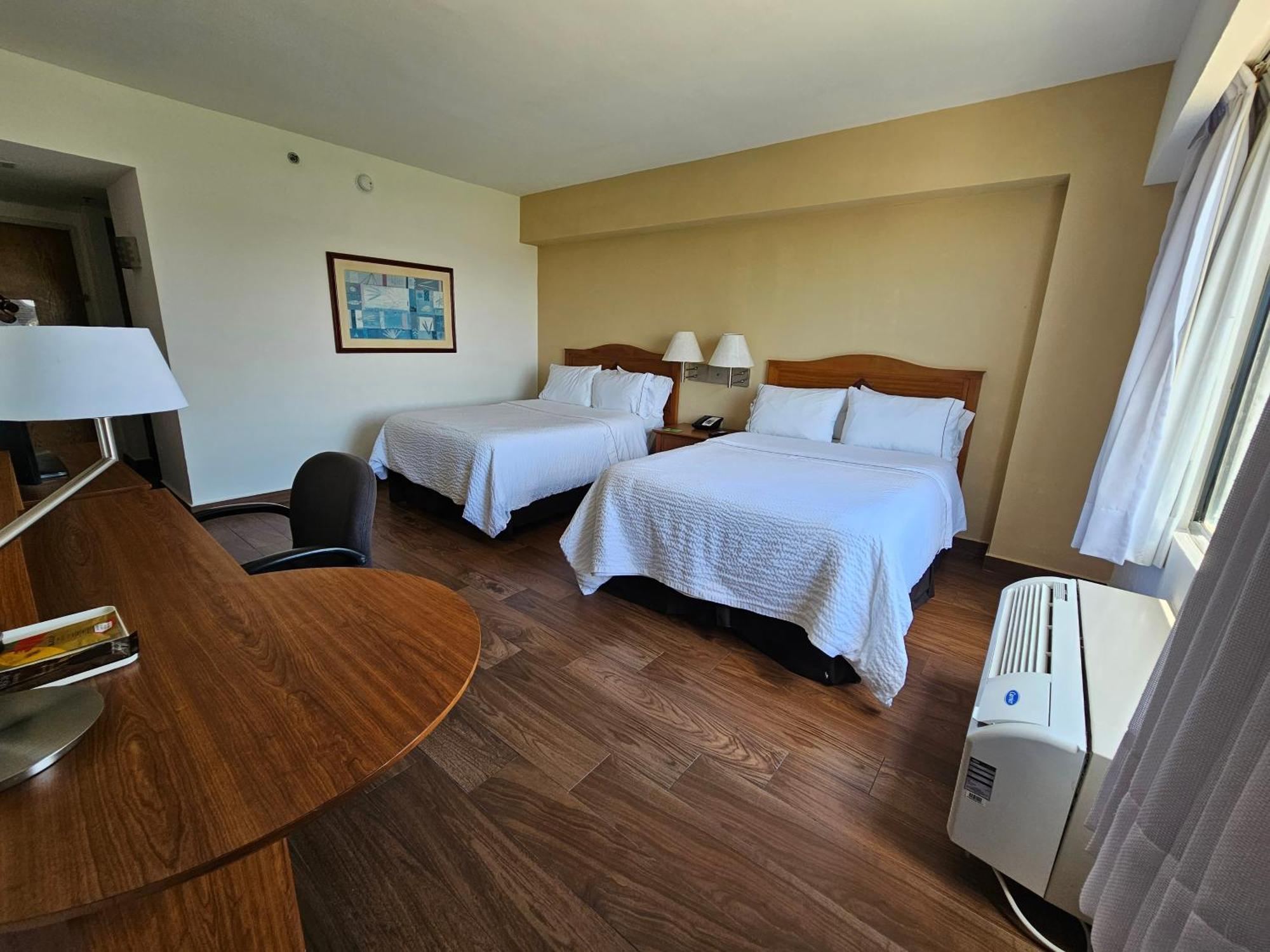 Fiesta Inn Тампико Экстерьер фото