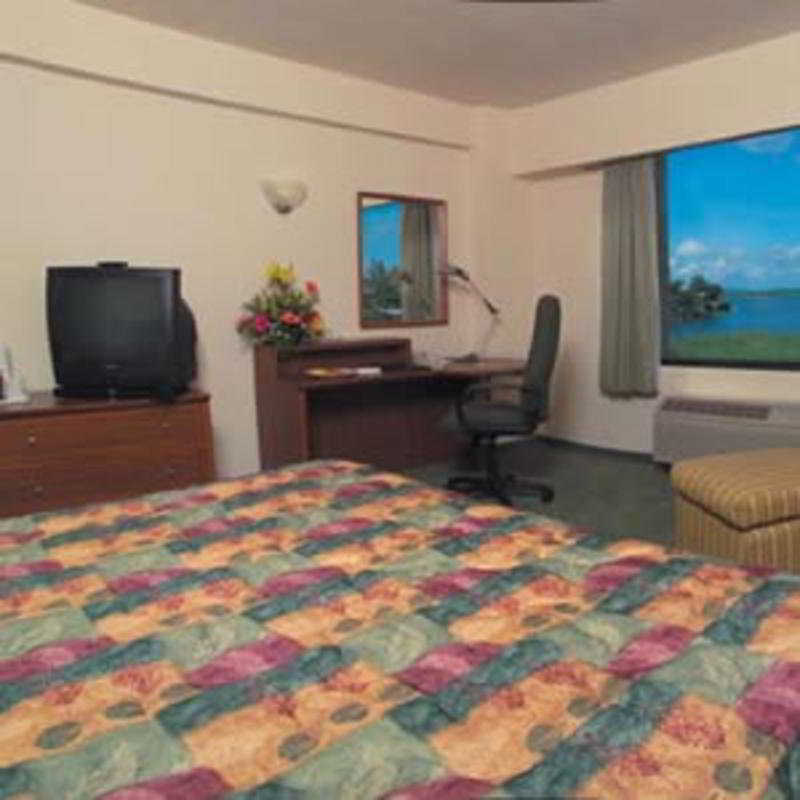 Fiesta Inn Тампико Экстерьер фото